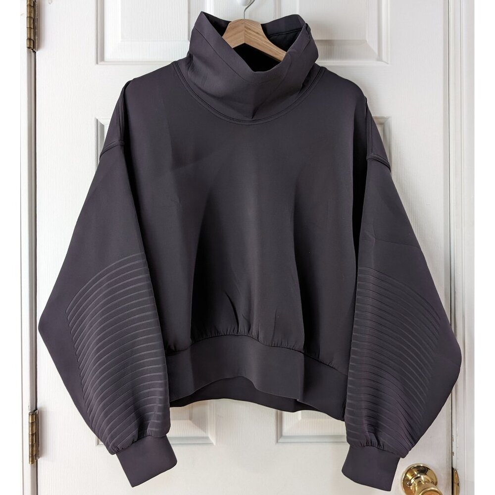 Lululemon Full Flourish Pullover Black